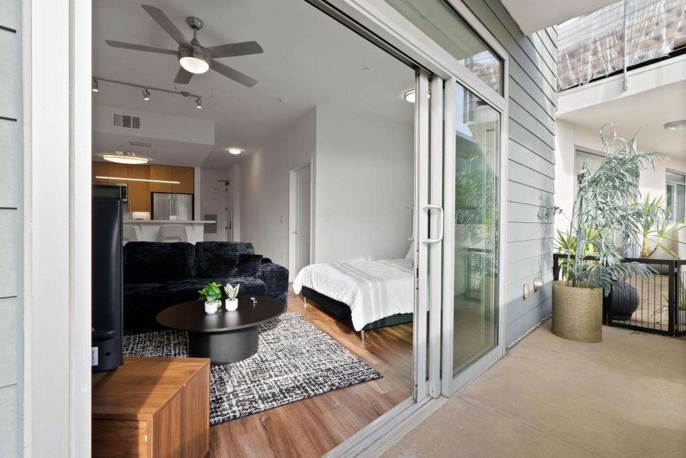 Apartment with View and Balcony interior